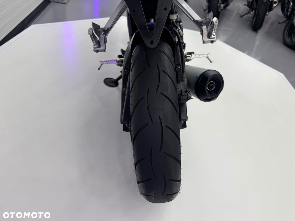 Yamaha MT - 19