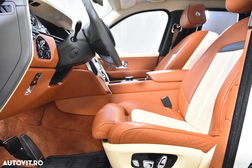Rolls-Royce Cullinan - 26