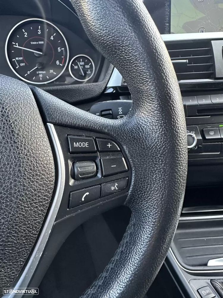 BMW 318 d Sport Line - 53