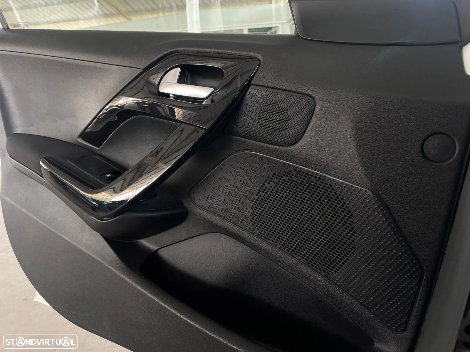 Peugeot 208 1.4 HDi Access - 14