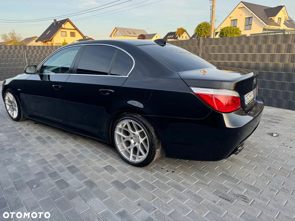BMW 530D 2009 photo 4