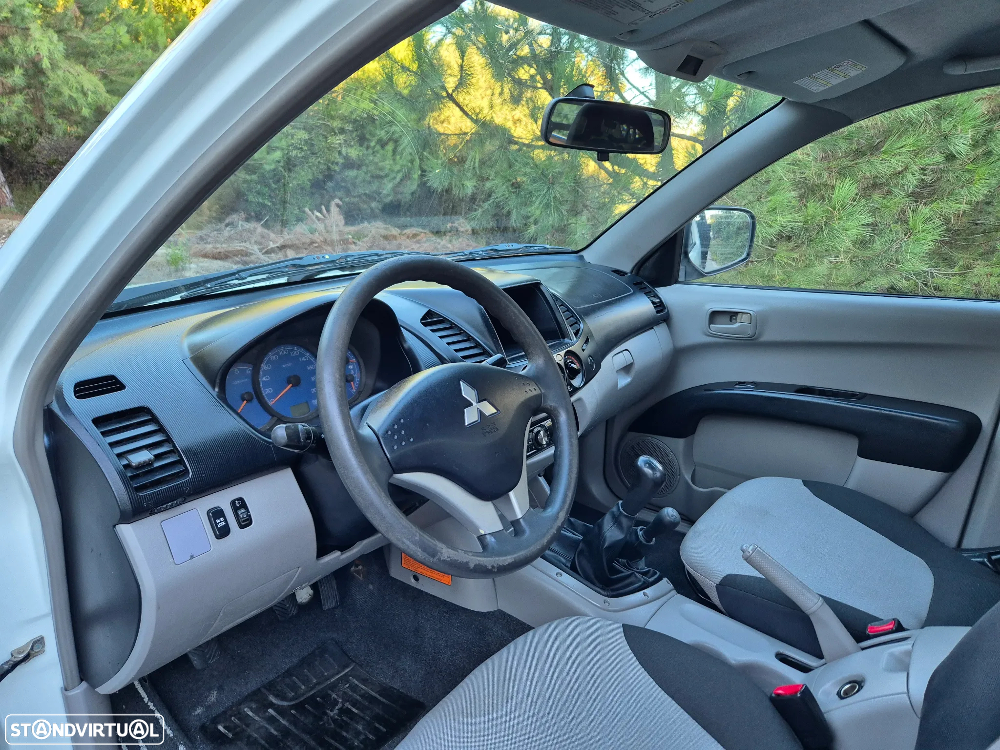 Mitsubishi L200 Cab Simples 4X4 - 12
