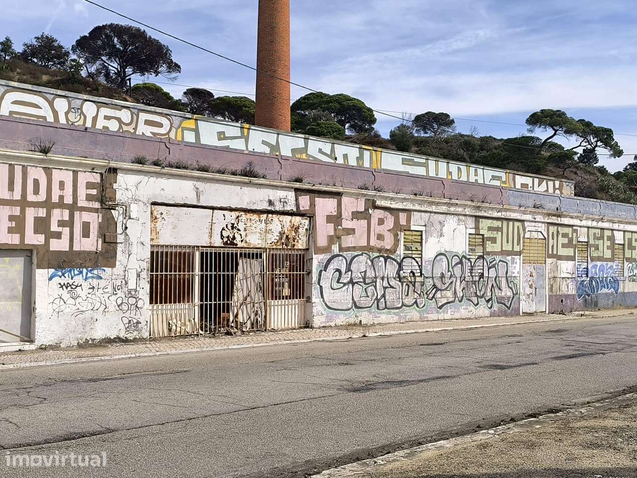 Lote de Terreno com pedido de informação prévia, com possibilidade de - Grande imagem: 2/17