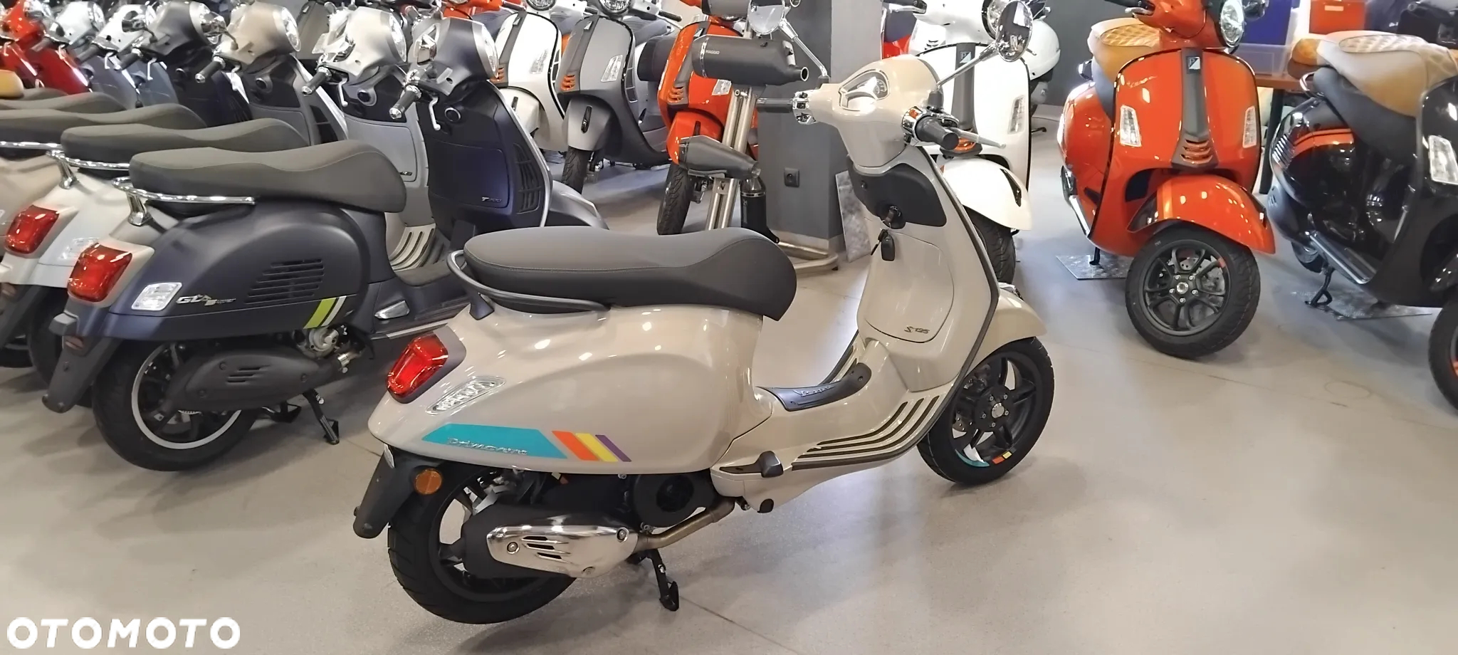Vespa Primavera - 2