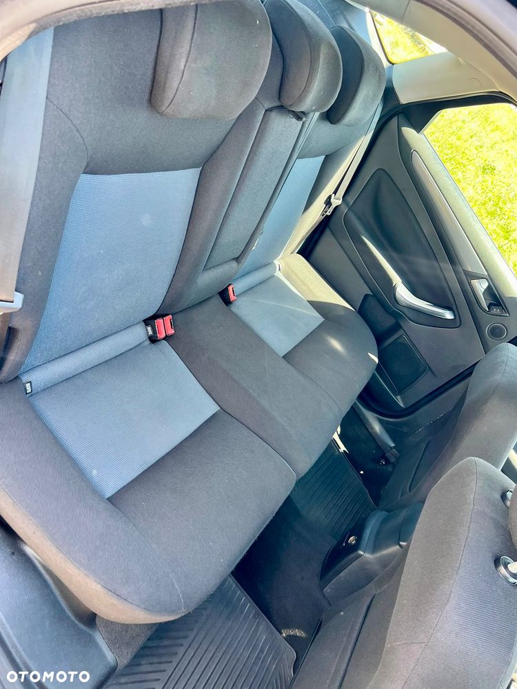 Ford Mondeo - 18
