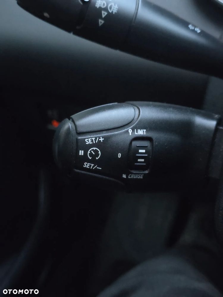 Peugeot 308 HDi FAP 110 Sport Plus - 31