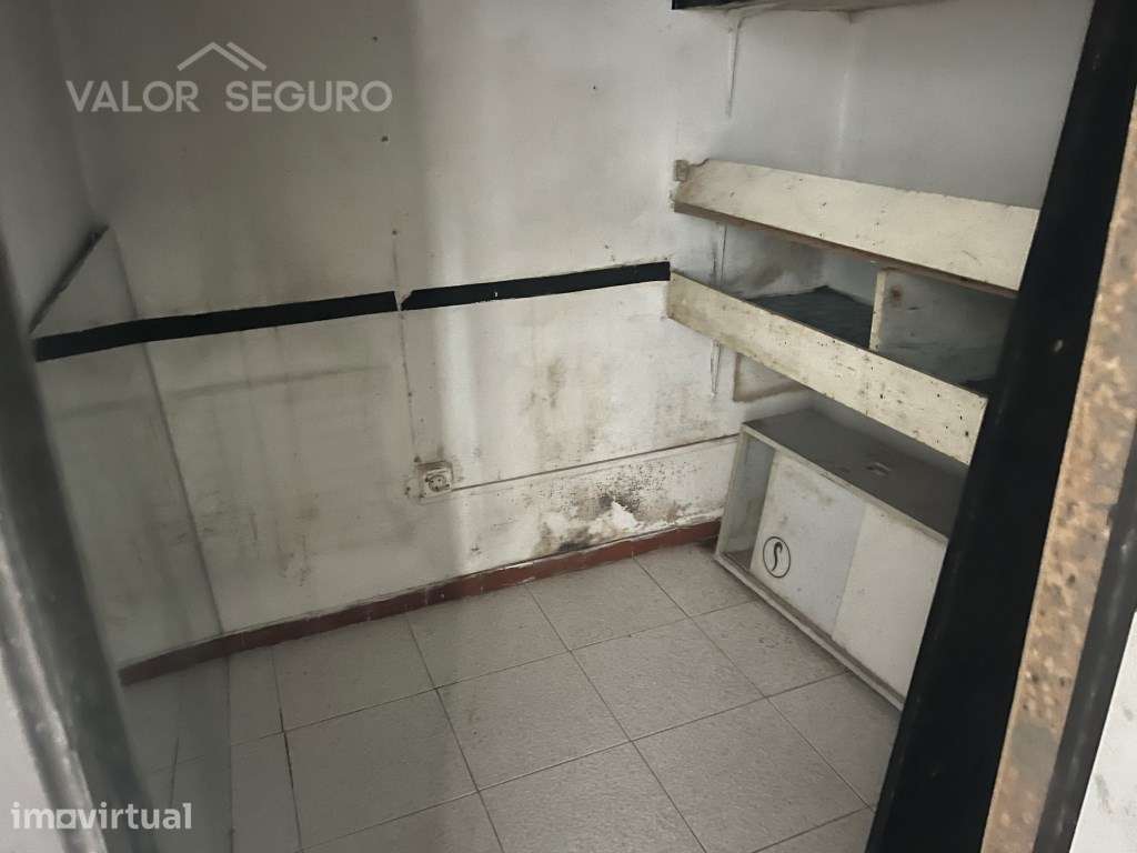 Loja no Bom Sucesso em Alverca do Ribatejo - Grande imagem: 4/9