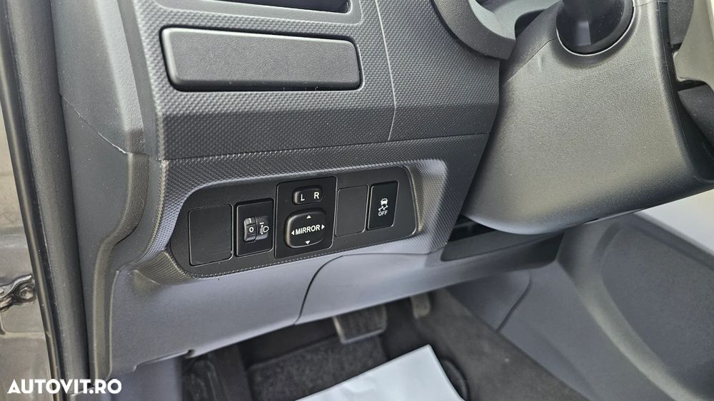 Toyota Auris 1.6 L Valvematic CVT Luna - 19