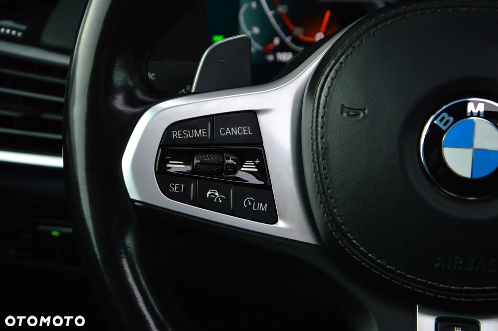 BMW X5 xDrive30d - 28