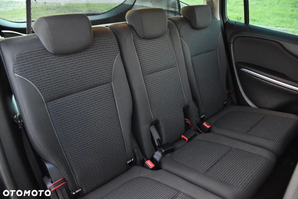 Opel Zafira Tourer 1.4 Turbo Innovation - 24