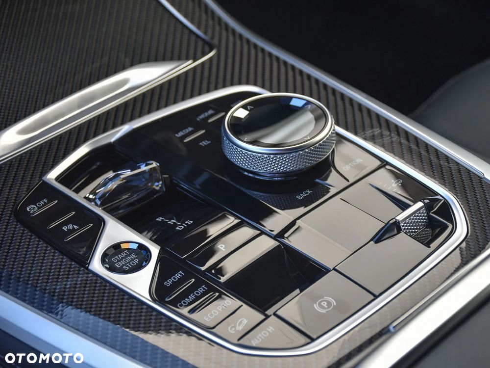 BMW X5 xDrive40i - 23