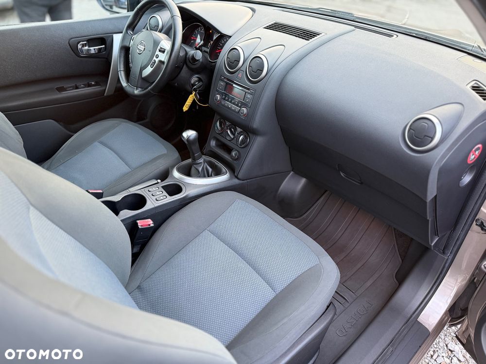Nissan Qashqai - 16