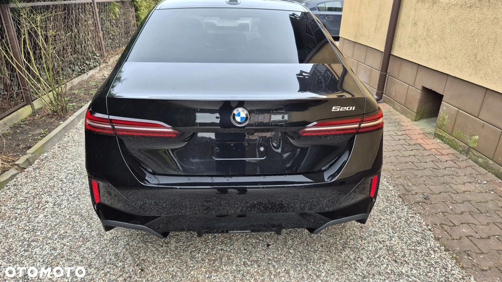 BMW Seria 5 520i GPF Business Edition sport - 4