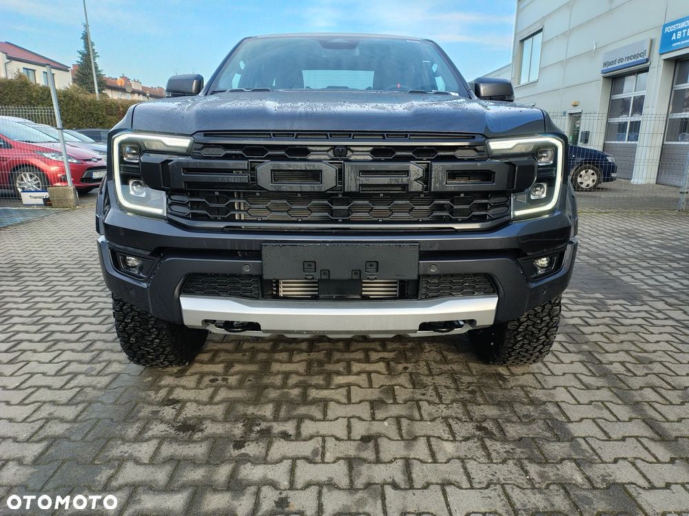 Ford RAPTOR - 5