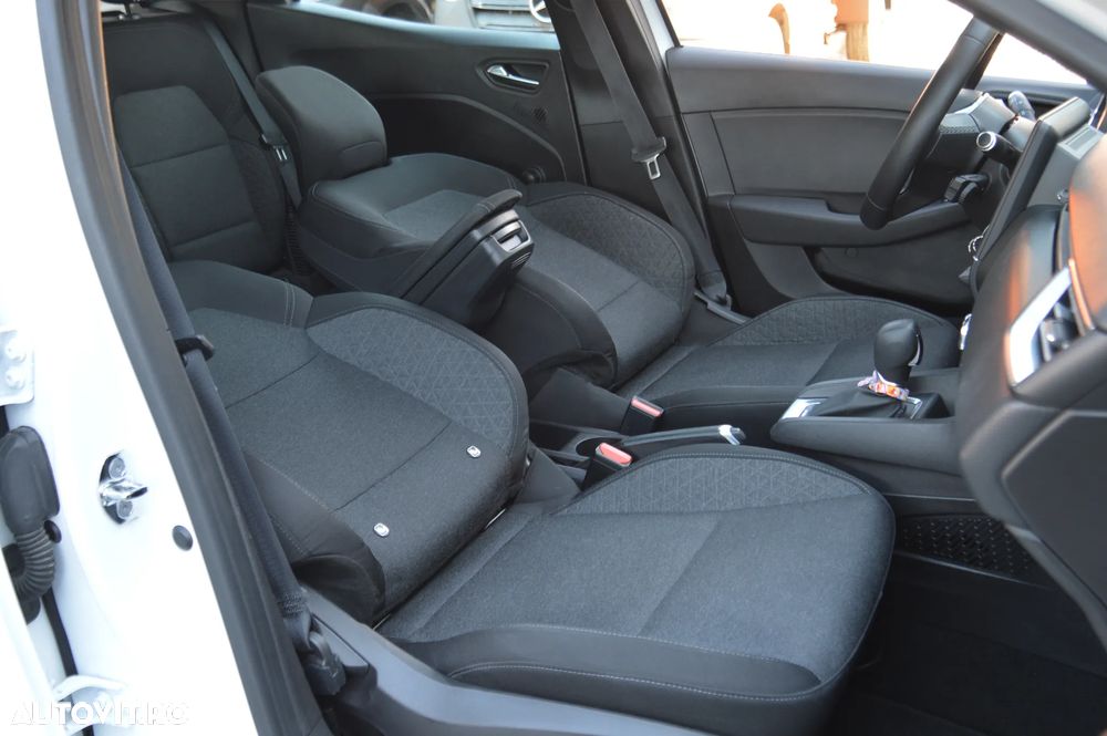 Renault Clio E-TECH Full 145 TECHNO - 14