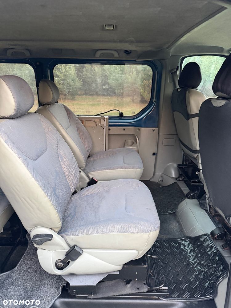 Renault Trafic Passenger Authentique - 18