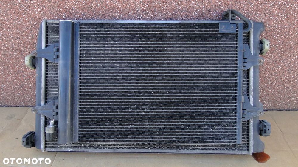 VW POLO 9N OKULAR FOX FABIA IBIZA CHŁODNICA WODY WENTYLATORY OBUDOWA - 1