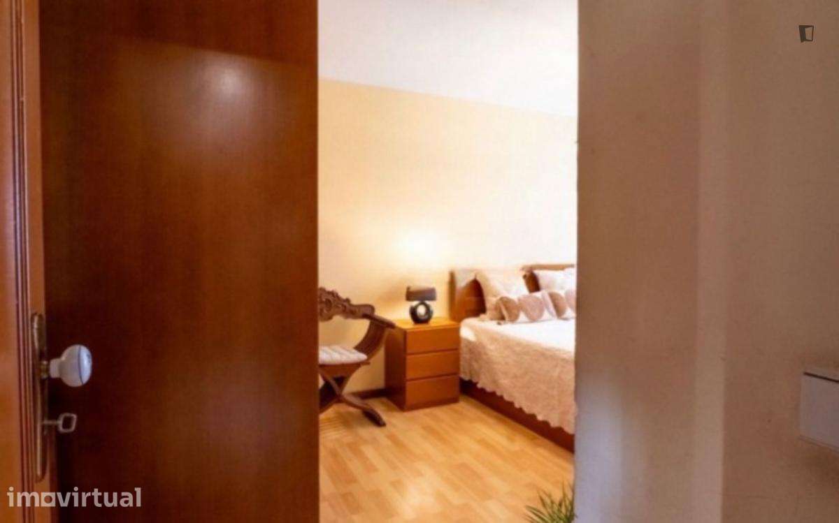 Apartamento com 1 quartos - localizado em Santo Ildefonso Porto - Grande imagem: 2/4