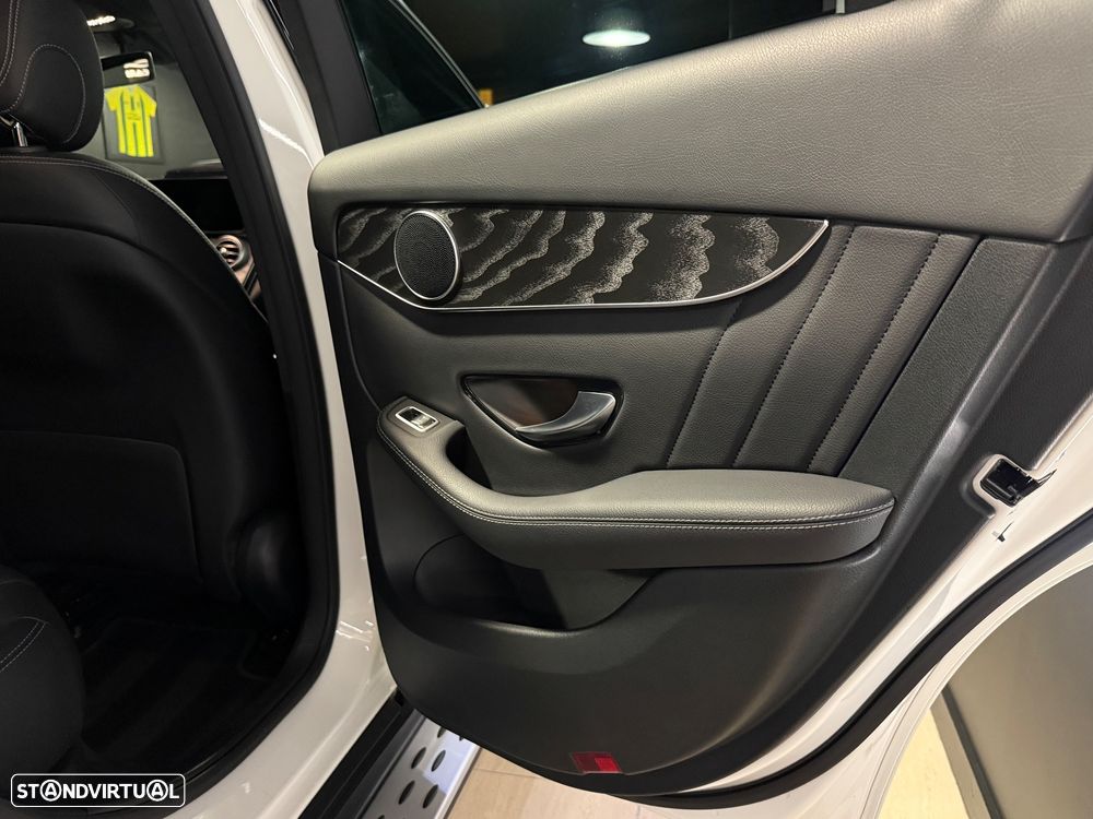 Mercedes-Benz GLC 300 de Coupé 4Matic - 29