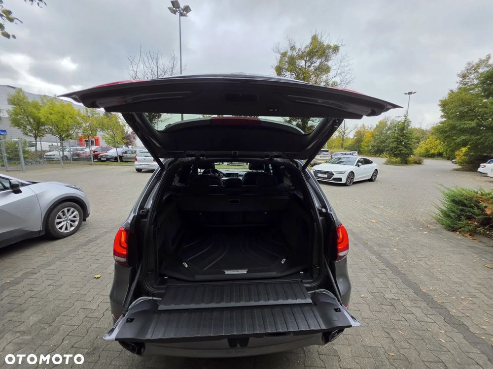 BMW X5 M M50d - 22
