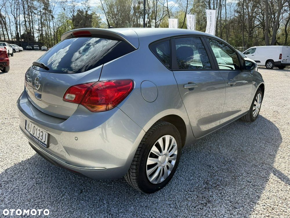 Opel Astra - 20