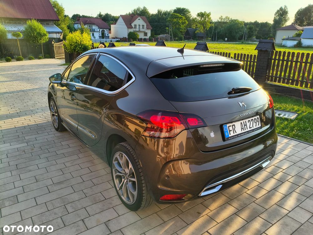 Citroën DS4 HDi 165 SoChic - 5