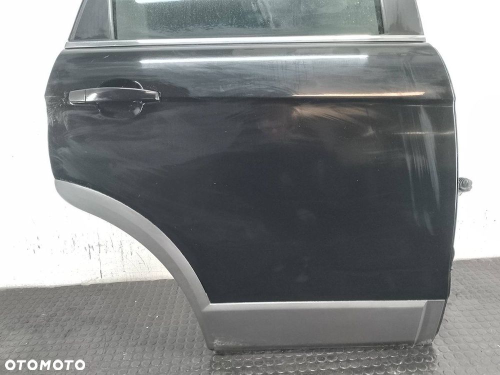 DRZWI TYŁ PRAWY  CHEVROLET CAPTIVA 19U - 2