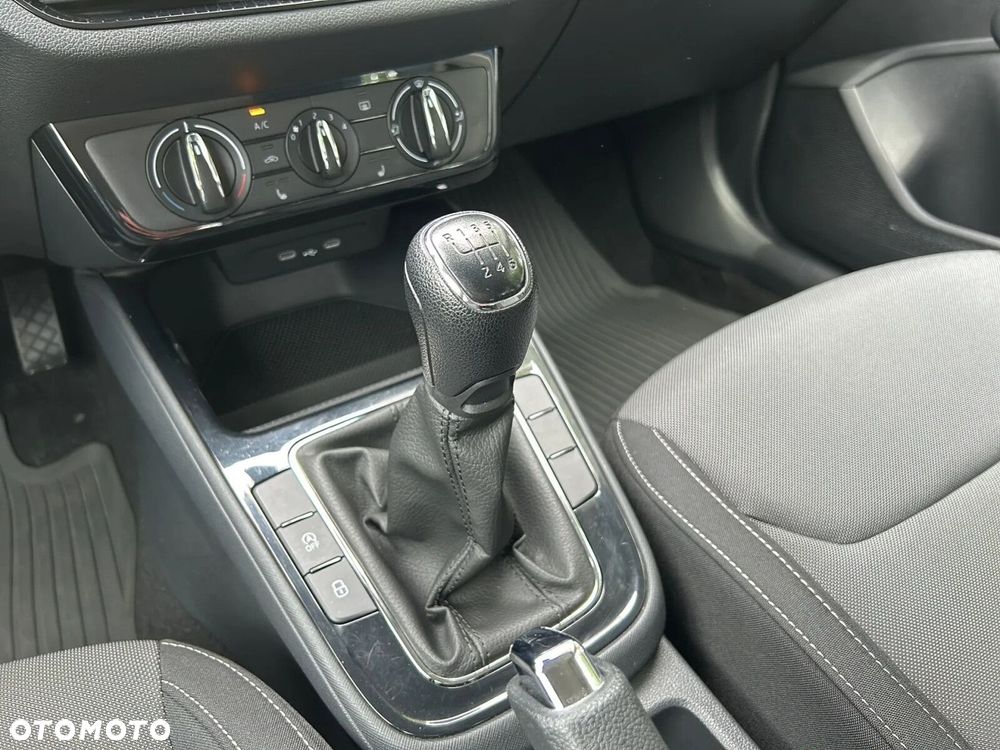 Skoda Fabia 1.0 TSI Selection - 26