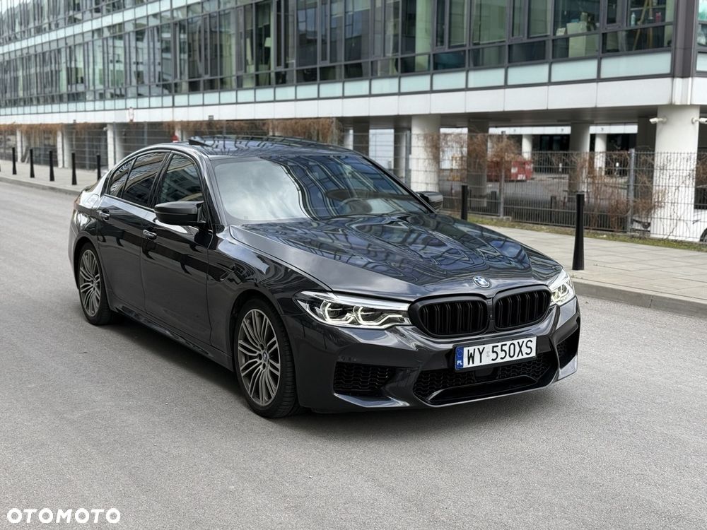 BMW Seria 5 M550i xDrive sport - 3
