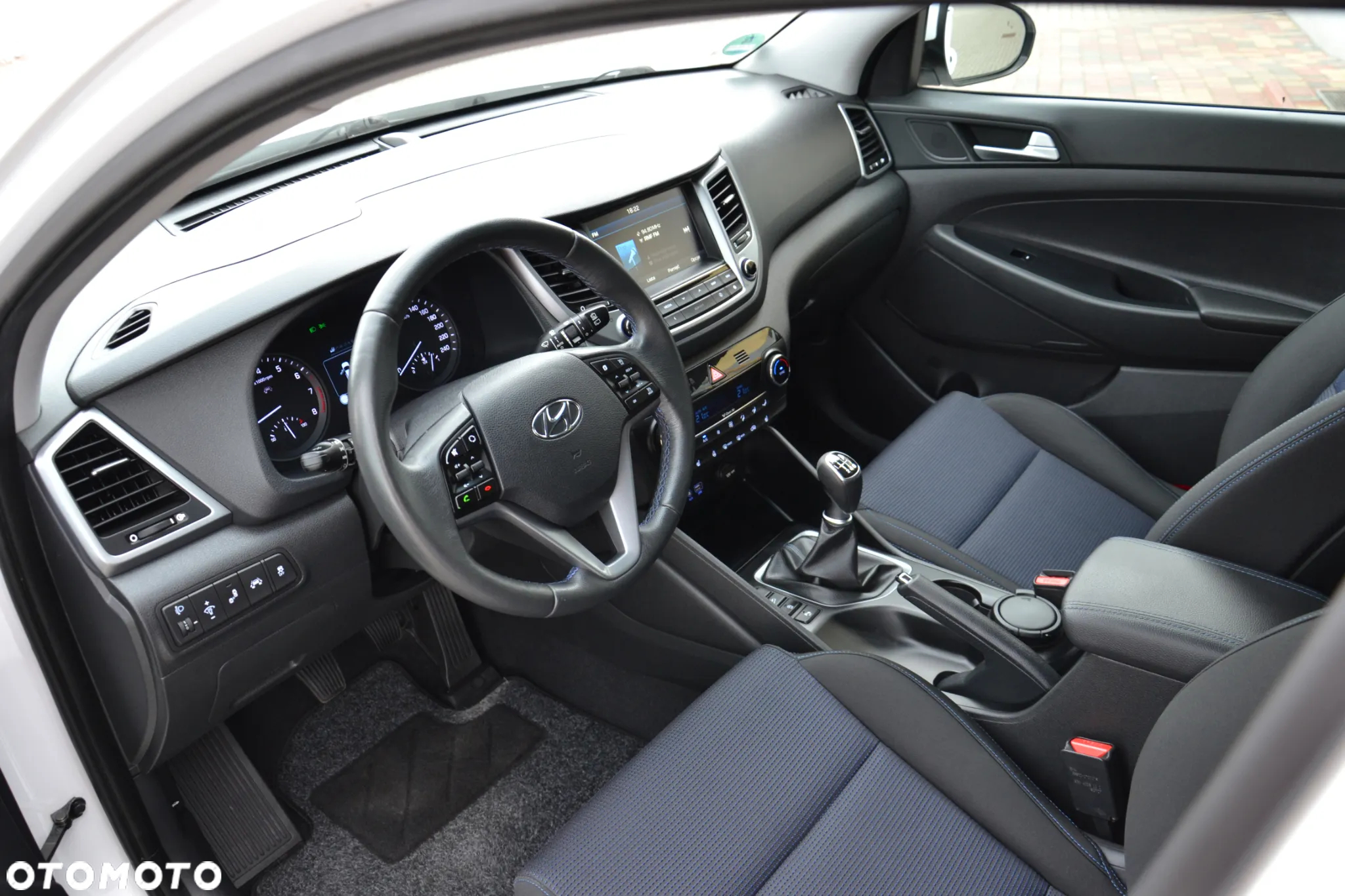 Hyundai Tucson 1.6 GDi 2WD Pure - 15