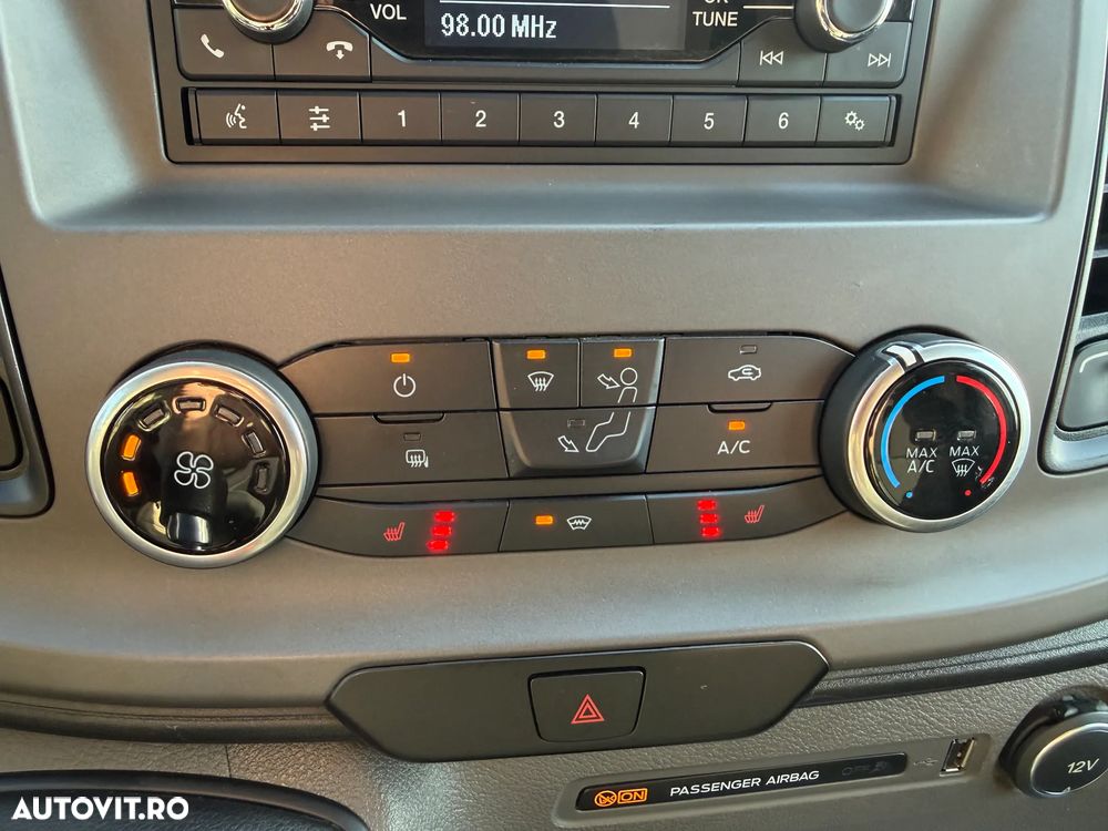 Ford Transit Custom - 27