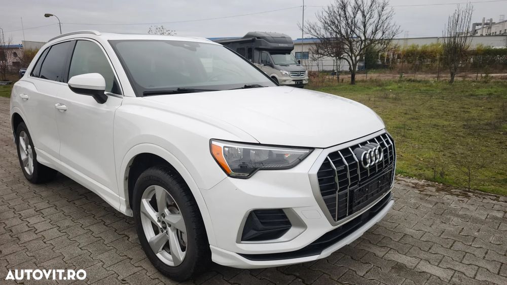 Audi Q3 45 TFSI quattro S tronic - 1