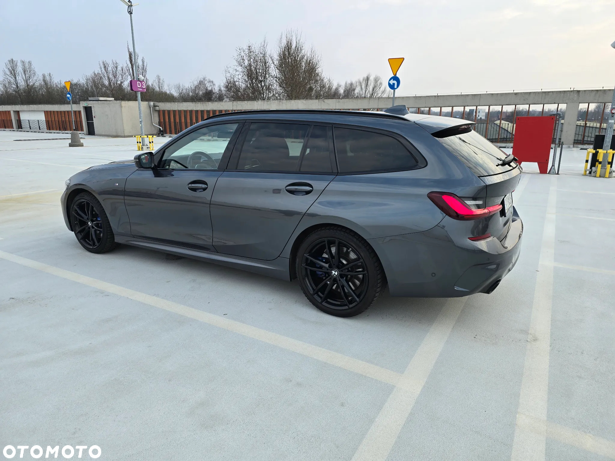 BMW Seria 3 330i xDrive M Sport sport - 7