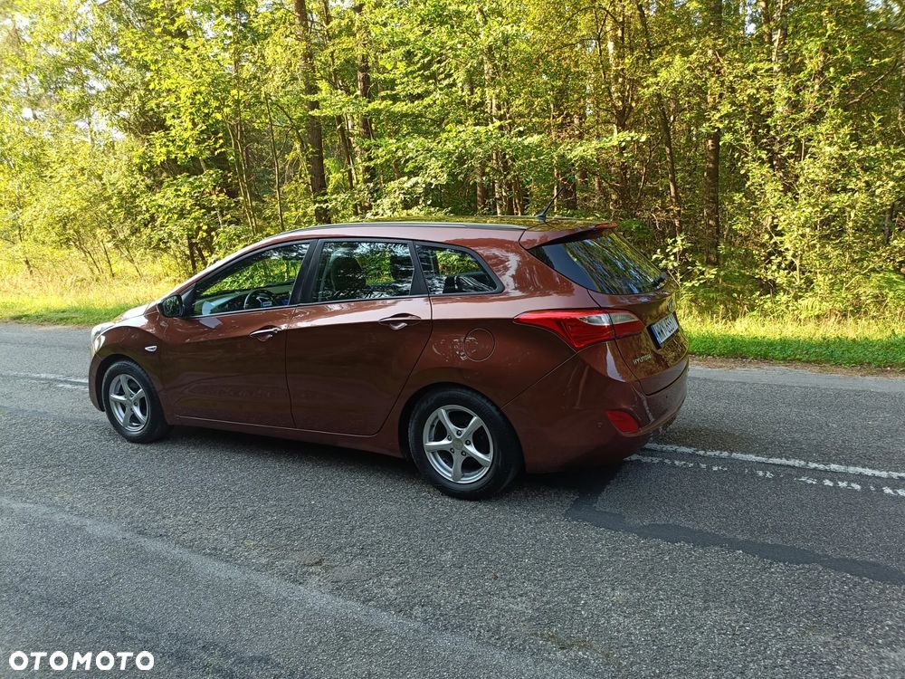 Hyundai i30 1.6 Comfort - 16