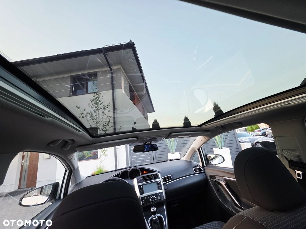 Toyota Verso 1.6 D-4D Premium - 41
