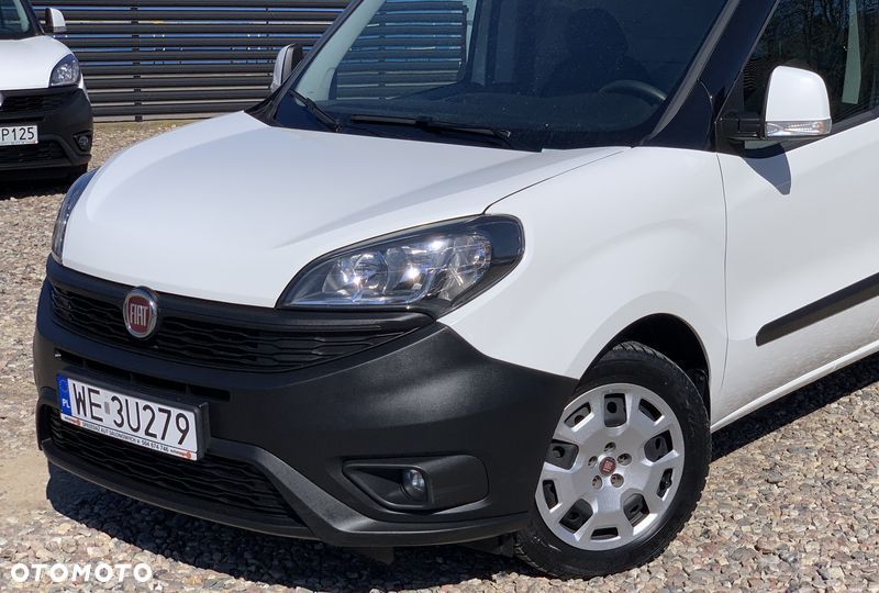 Fiat DOBLO POWER L2H2 MAXI XL Transport 2 Euro Palety Ładowność 961kg Hak 1300kg DMC 2510kg Homologacja cięż. VAT-1 Pakiet wyposażenia SX+ Podgrzewane fotele, Fabryczne radio, Halogeny, Podłokietnik, Parktroniki, Osłony przeciwbłotne, Metalowa osłona podwozia , Mocny Silnik  1600cm3 120KM MultiJet - 29