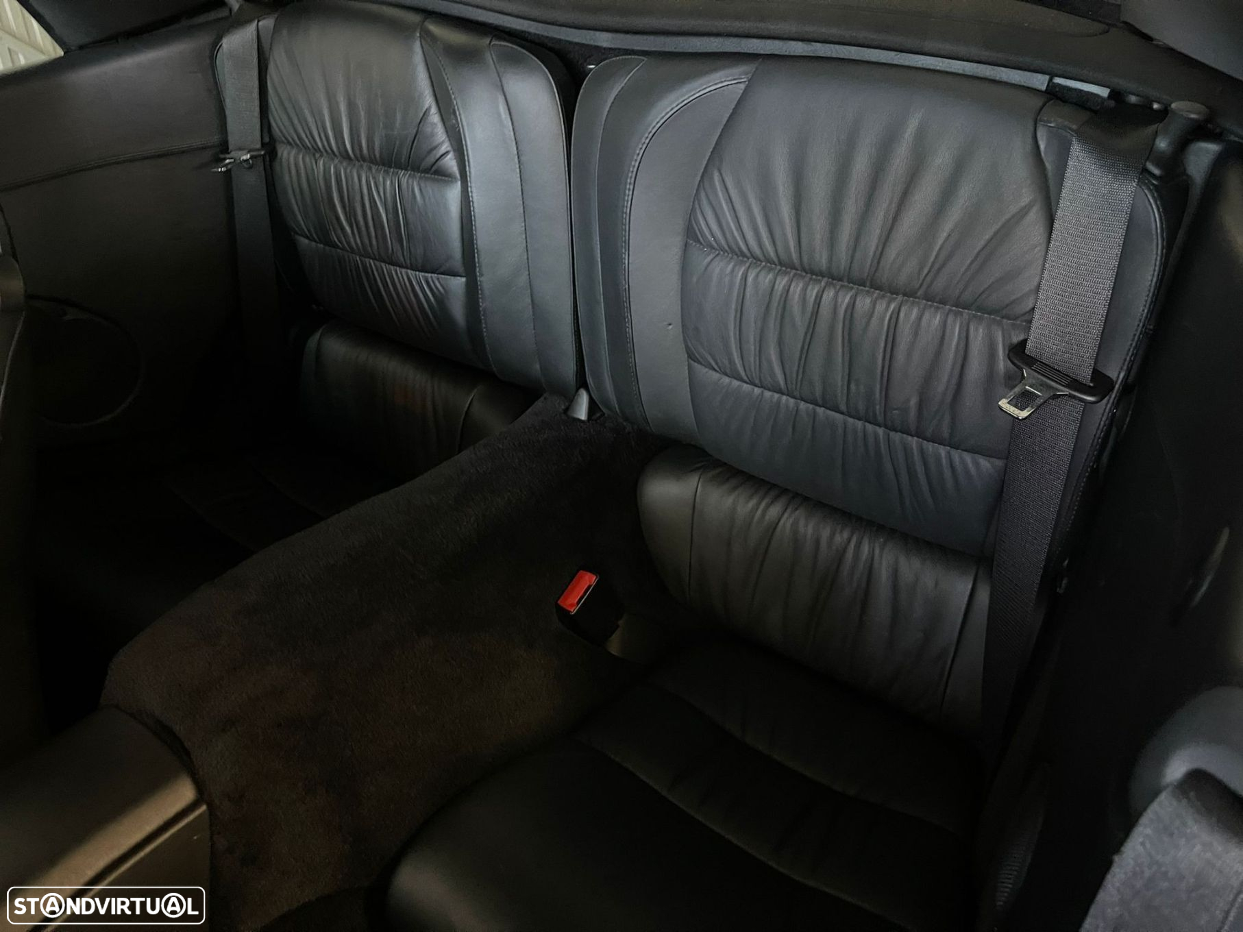 Porsche 911 Série F - 26