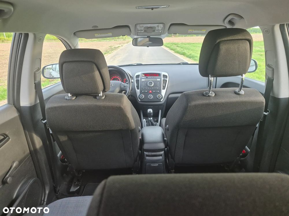 Kia Ceed - 17