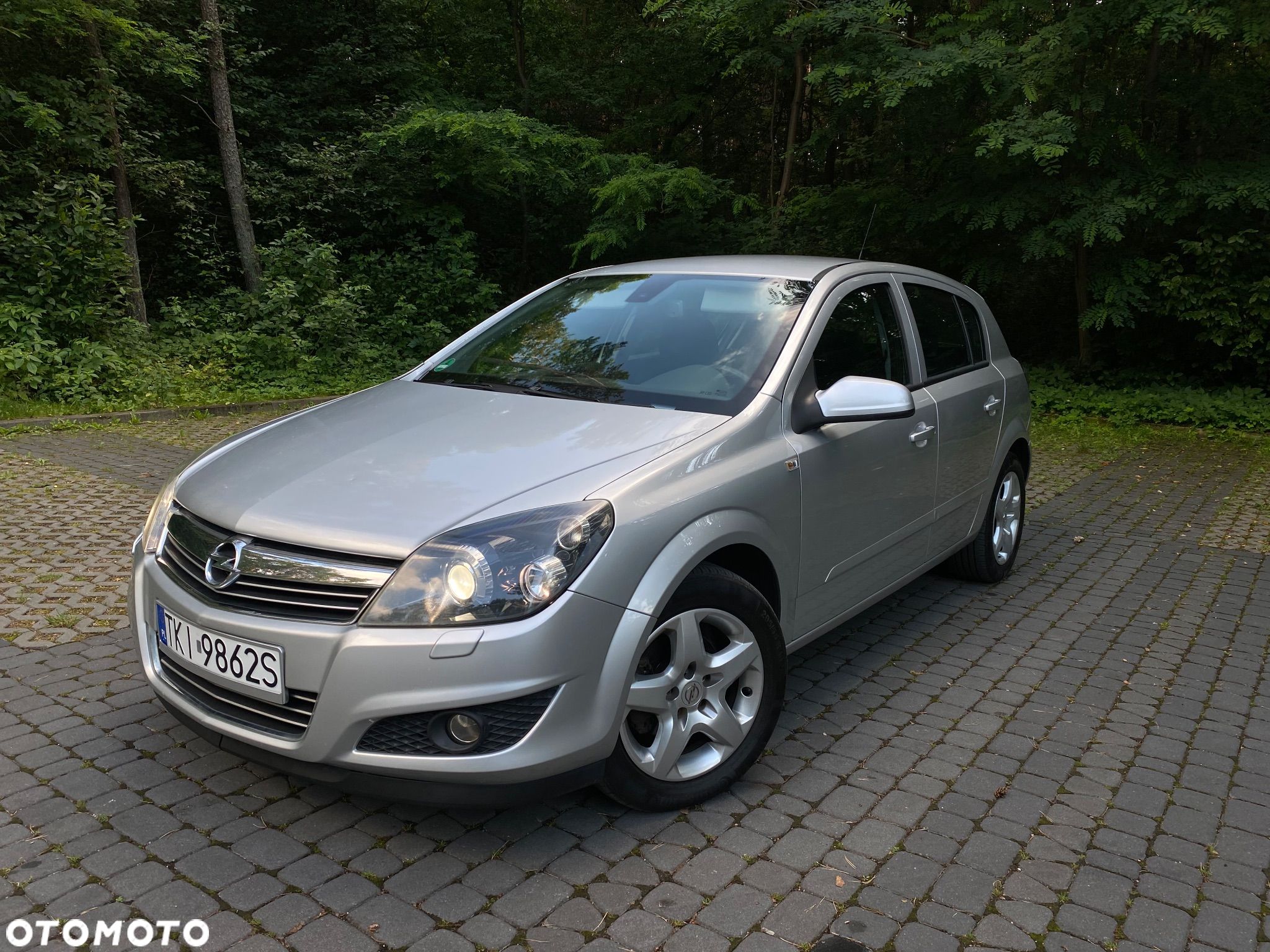 Opel Astra 1.6 Innovation - 1