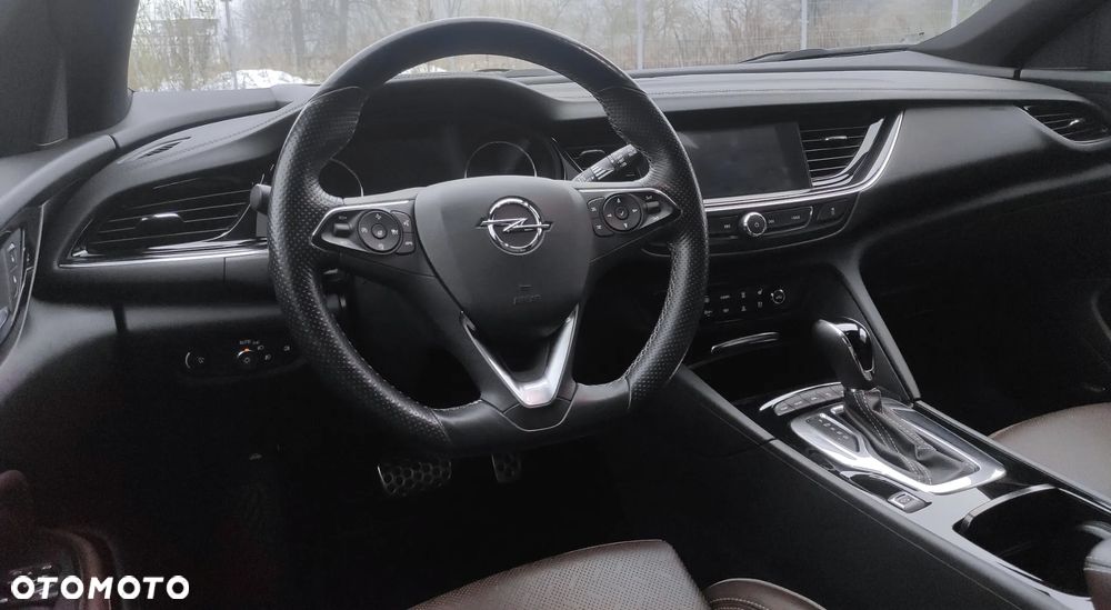 Opel Insignia 2.0 T 4x4 Innovation S&S - 4