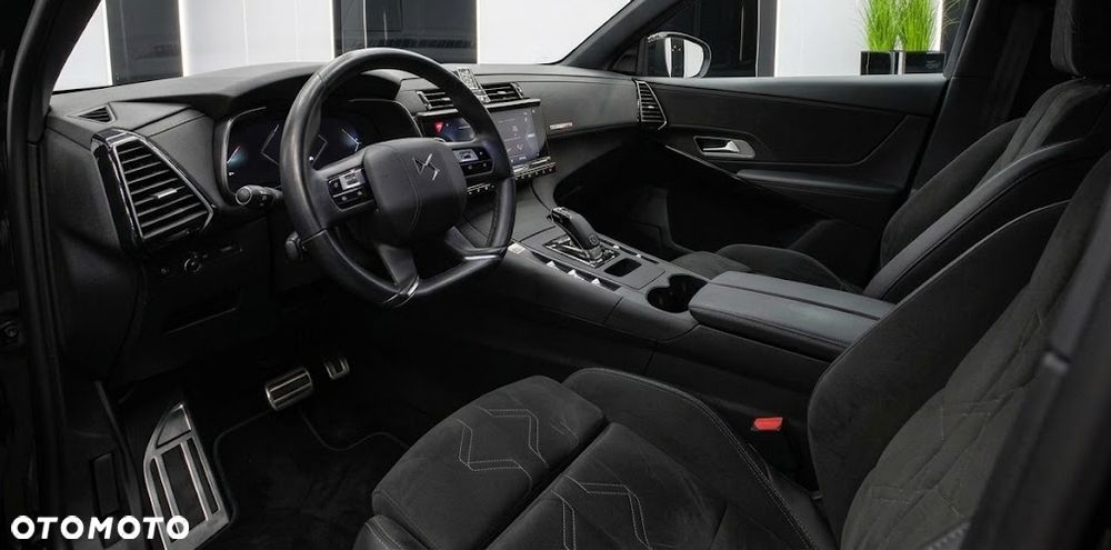 DS Automobiles DS 7 Crossback 1.6 PureTech Performance Line + - 8