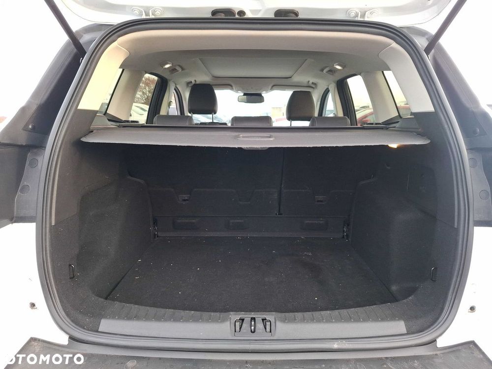 Ford Kuga 1.5 EcoBoost 2x4 Titanium - 17