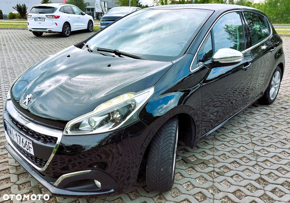Peugeot 208 PureTech 82 Allure - 2