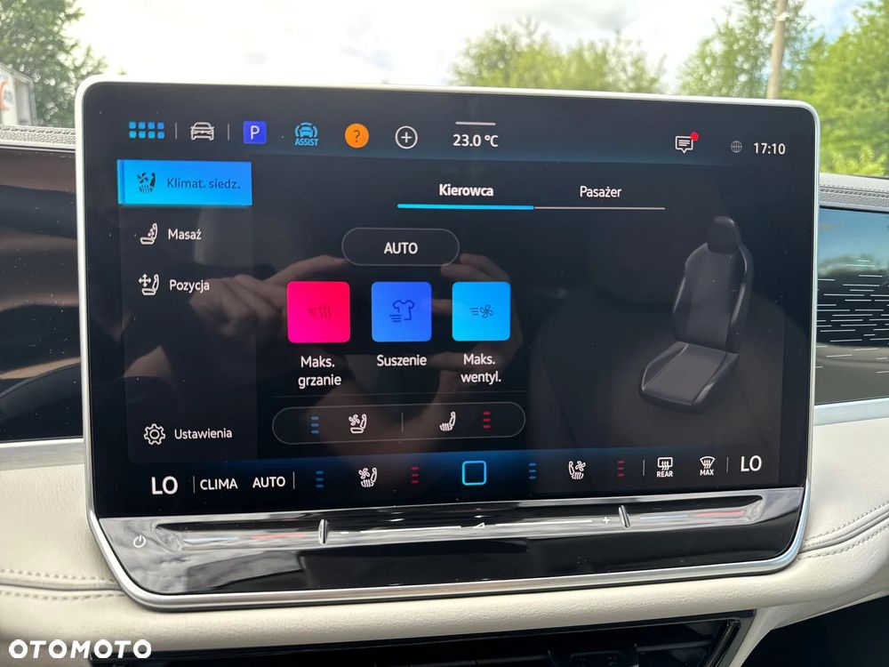 Volkswagen Passat 1.5 TSI ACT mHEV Elegance DSG - 25