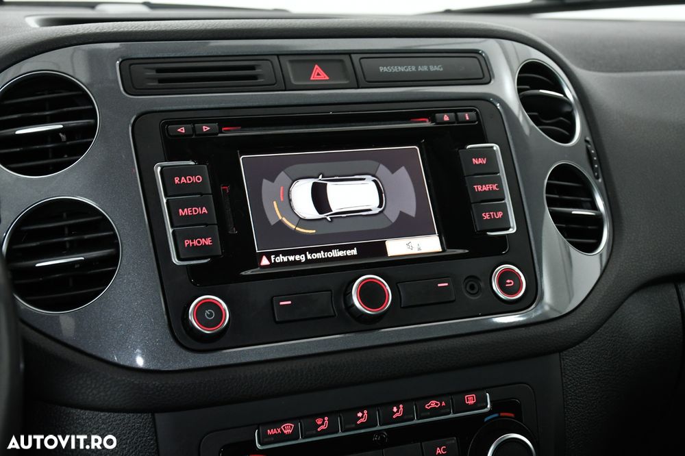 Volkswagen Tiguan - 19