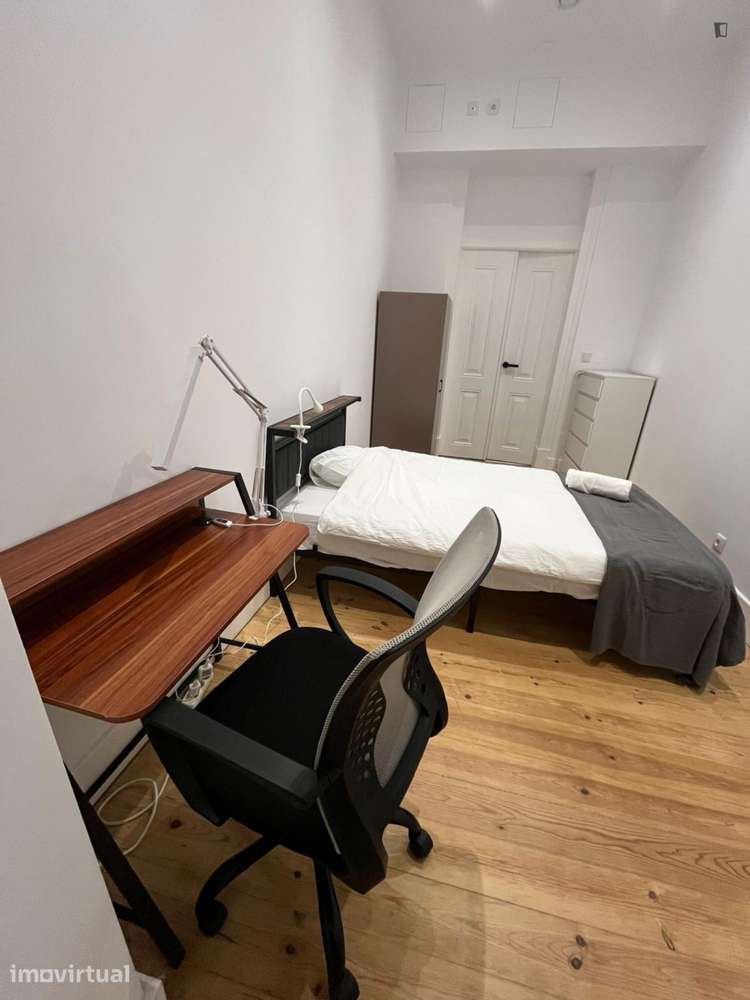 Quarto - localizado em Lisbon - Grande imagem: 5/16