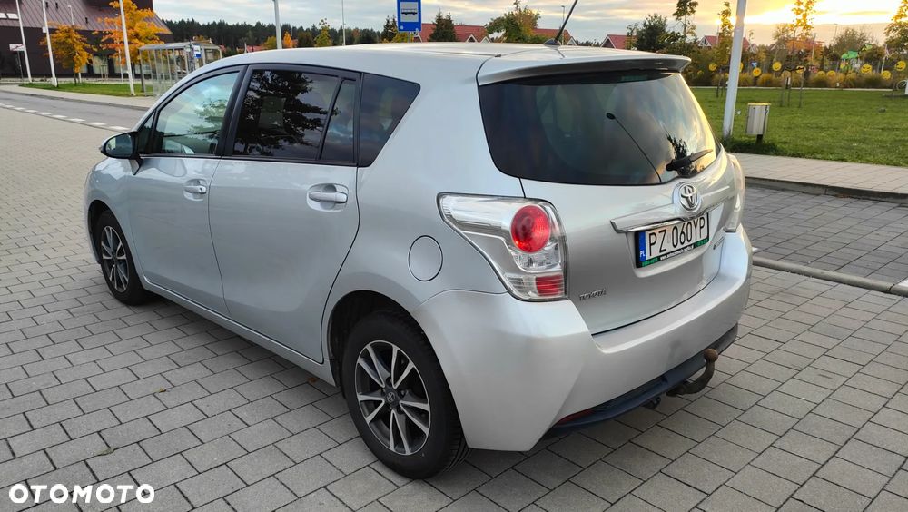 Toyota Verso 1.6 D-4D 7-Sitzer Start/Stop Skyview Edition - 4