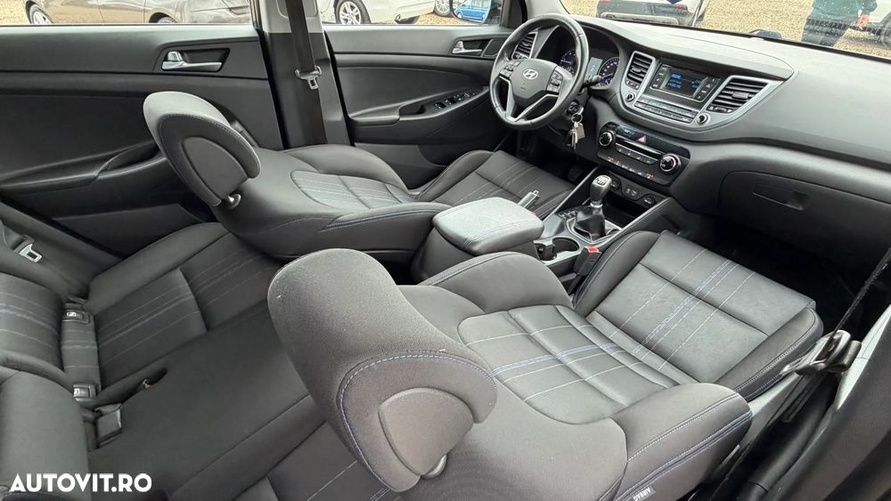 Hyundai Tucson 2.0 CRDI 4WD 6MT Style - 7