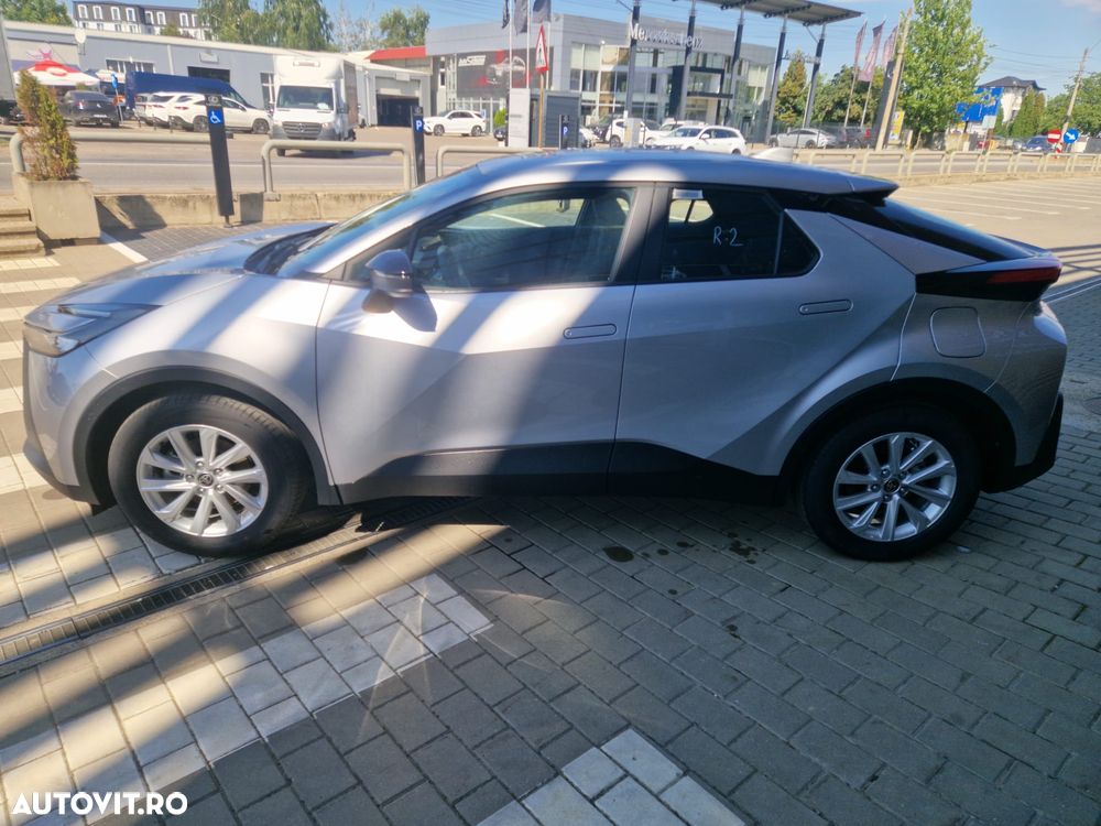 Toyota C-HR - 6