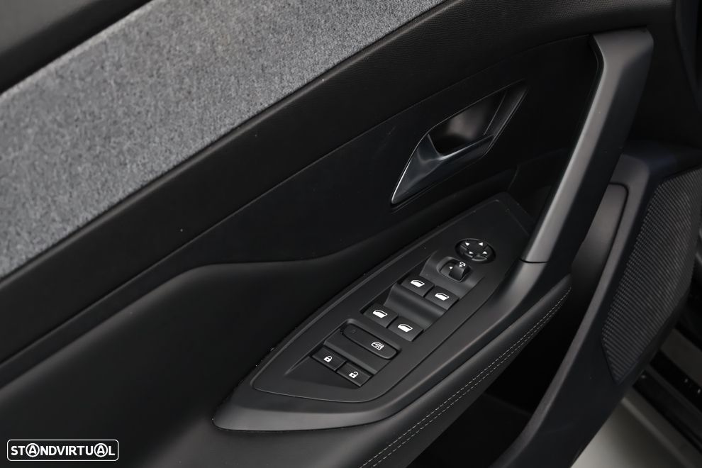 Peugeot 308 1.2 PureTech Allure Pack - 23